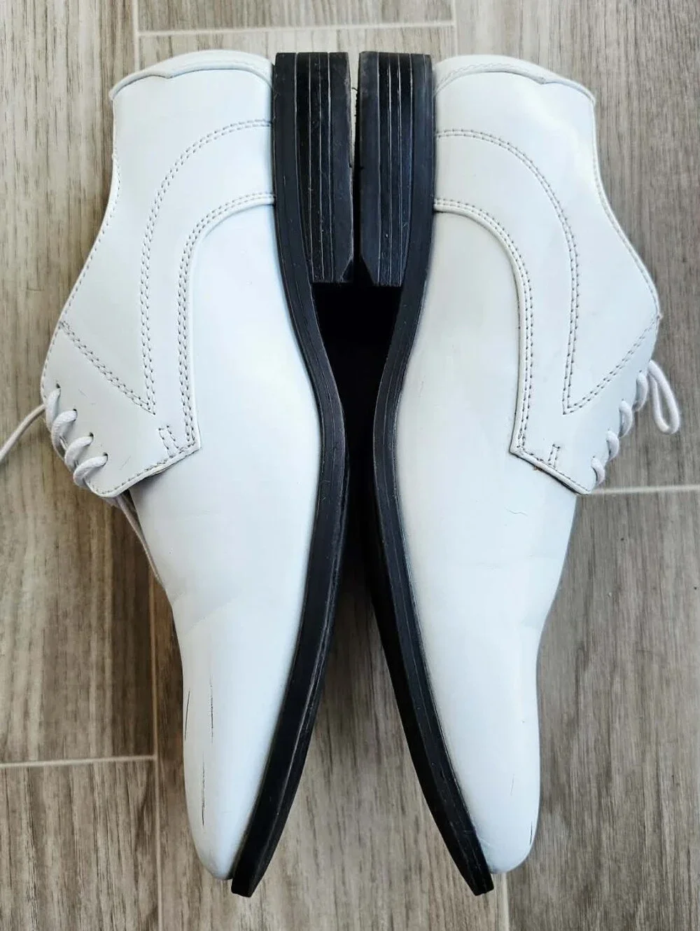 Stacy Adams classic white